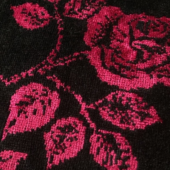 Betsey Johnson ROSES FOR YOU 2 Bath Towels/2 Hand Towels Set NEW - Picture 8 of 10